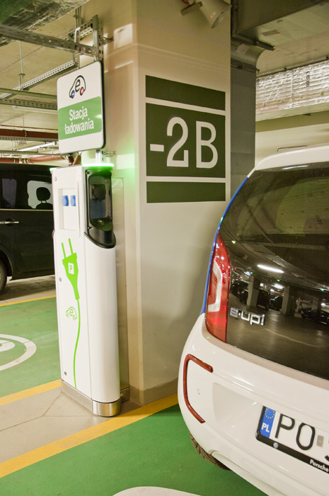 Projekt organizacji ruchu na parkingu podziemnym przy NFM we Wrocławiu