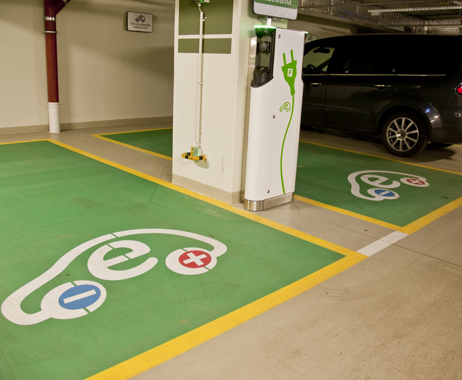 Projekt organizacji ruchu na parkingu podziemnym przy NFM we Wrocławiu